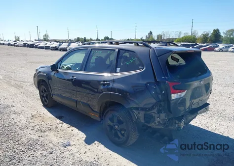 2022 Subaru Forester Wilderness z USA, uszkodzony, nr VIN JF2SKAMCXNH413082